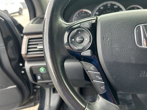 Used 2017 Honda Accord EX-L image 17