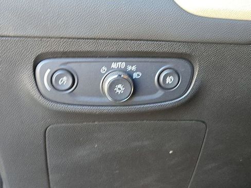 Used 2023 Buick Encore GX Select image 14