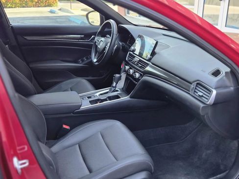 Used 2022 Honda Accord Sport image 11