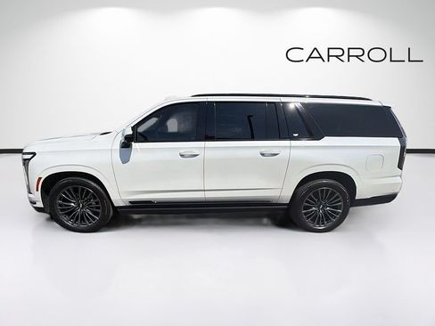 Certified 2025 Cadillac Escalade ESV Sport Platinum AWD/4WD image 10