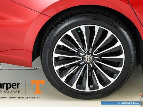 Used 2022 Volkswagen Passat 2.0T FWD image 13