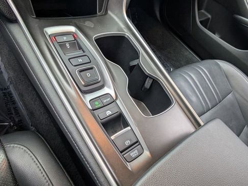 Used 2022 Honda Accord Touring image 32