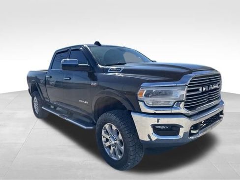 Used 2022 RAM 2500 Laramie w/ Chrome Appearance Group image 3
