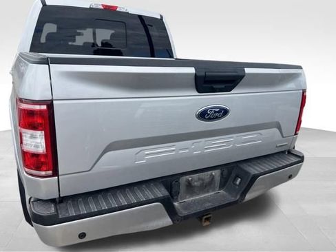 Used 2019 Ford F150 XLT w/ Equipment Group 302A Luxury AWD/4WD image 10
