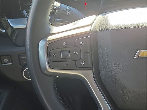Used 2023 Chevrolet Silverado 1500 LT image 18