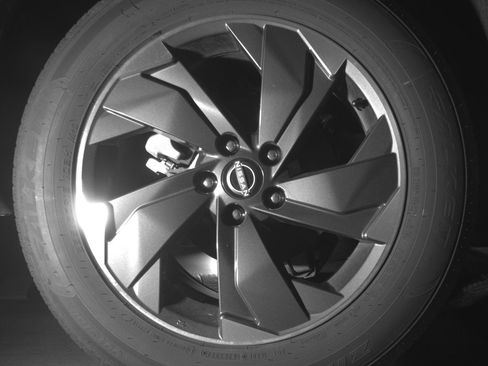 Used 2025 Nissan Rogue SV FWD image 15