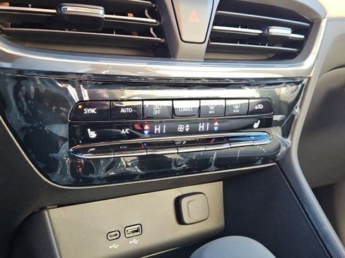 New 2026 Buick Encore GX Avenir w/ Avenir Technology Package image 41