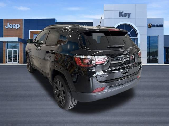 New 2026 Jeep Compass Limited w/ Sun, Sound & Navigation Group AWD/4WD image 4