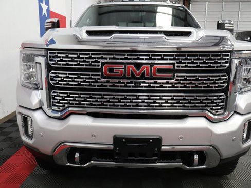 Used 2022 GMC Sierra 3500 Denali w/ Denali Ultimate Package AWD/4WD image 5