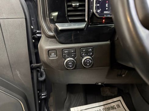 Used 2025 GMC Sierra 2500 SLT image 20