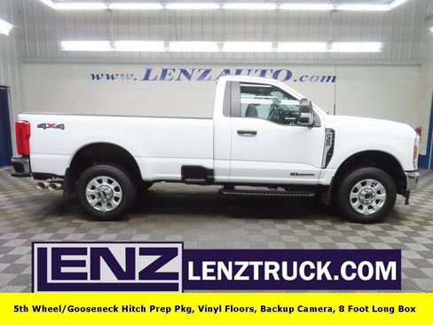 Used 2024 Ford F350 XLT image 1