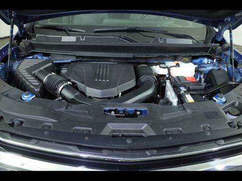 Used 2024 Chevrolet Traverse LT FWD image 21