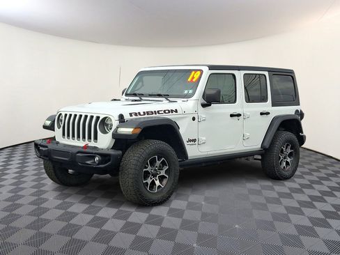 Used 2019 Jeep Wrangler Unlimited Rubicon AWD/4WD image 3