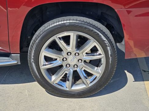 Used 2020 Chevrolet Suburban Premier RWD image 8
