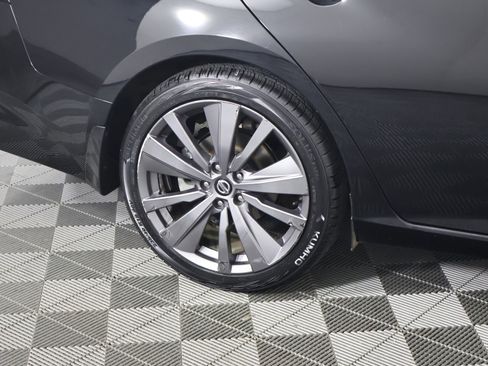 Used 2019 Nissan Altima 2.0 Edition One image 54