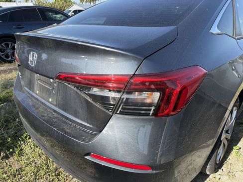 Used 2024 Honda Civic LX image 10