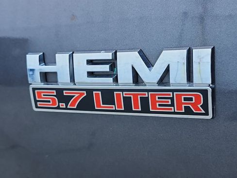 Used 2018 RAM 1500 Big Horn image 35