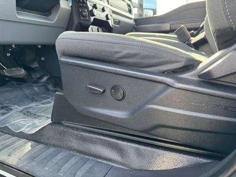 Used 2024 Ford F350 XLT AWD/4WD image 41