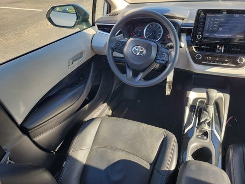 Used 2022 Toyota Corolla LE image 13