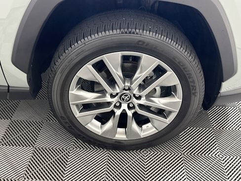 Used 2023 Toyota RAV4 XLE Premium FWD image 11