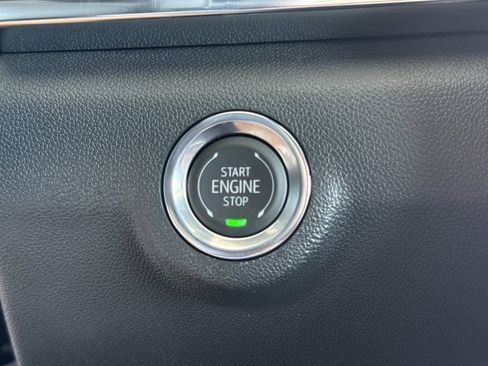New 2027 GMC Terrain Elevation w/ Elevation Premium Package FWD image 18