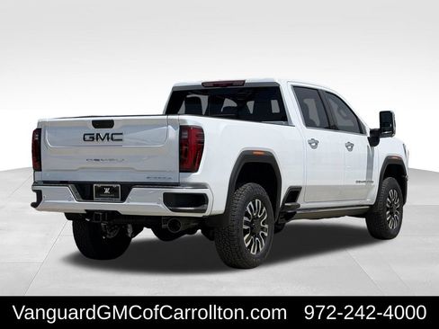 New 2026 GMC Sierra 2500 Denali Ultimate AWD/4WD image 3