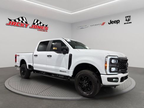 Used 2024 Ford F250 XL w/ STX Appearance Package image 13