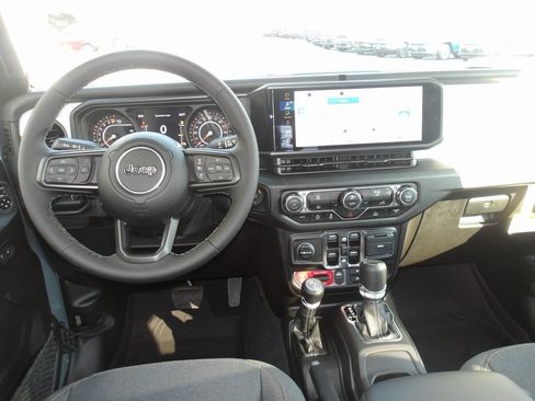 New 2025 Jeep Gladiator Willys image 11