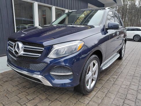 Used 2018 Mercedes-Benz GLE 350 4MATIC w/ Premium 2 Package image 3