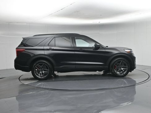 Certified 2023 Ford Explorer ST w/ Equipment Group 401A AWD/4WD image 34