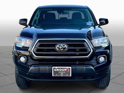 Certified 2021 Toyota Tacoma SR5 image 3