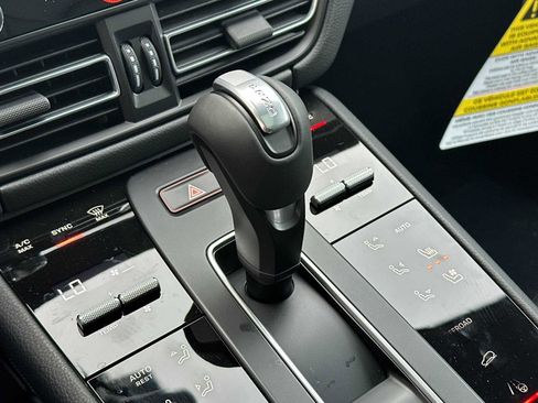 New 2026 Porsche Macan Turbo image 23