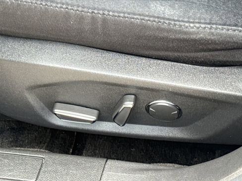 Used 2016 Ford Fusion SE FWD image 22