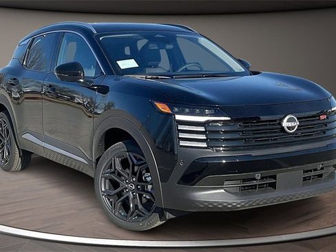 New 2026 Nissan Kicks SR w/ SR Premium Package image 2