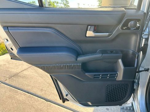 Used 2026 Toyota 4Runner Platinum AWD/4WD image 23