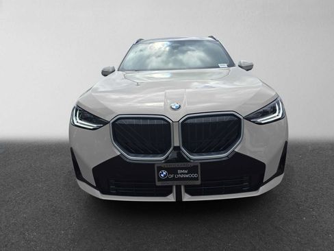 Used 2026 BMW X3 xDrive30i w/ M Sport Package AWD/4WD image 8