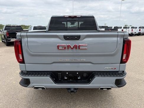 Used 2024 GMC Sierra 1500 AT4 w/ Technology Package AWD/4WD image 8