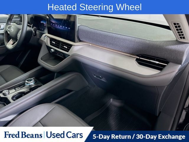 Used 2026 Ford Explorer Active AWD/4WD image 38