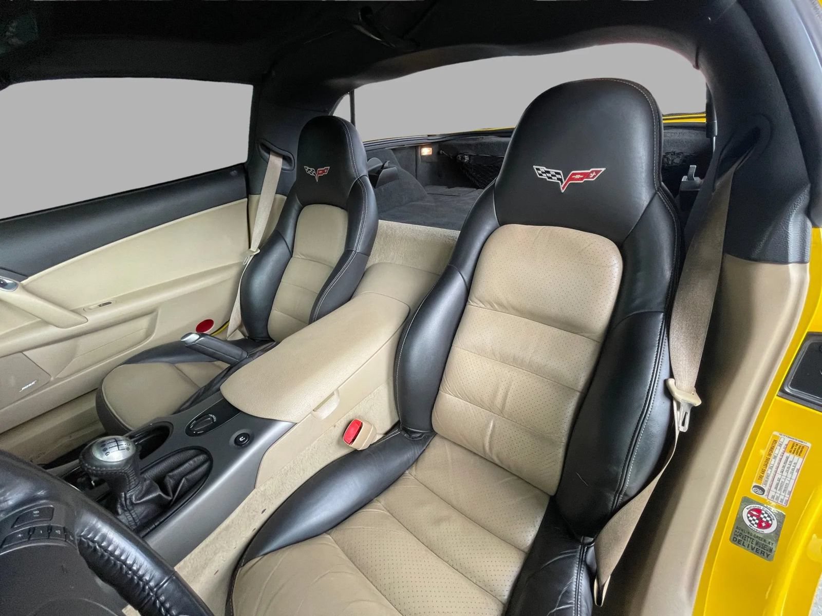 Used 2007 Chevrolet Corvette Coupe w/ Preferred Equipment Group RWD image 31
