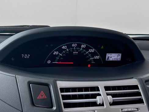 Used 2008 Toyota Yaris 2-Door Hatchback FWD image 14