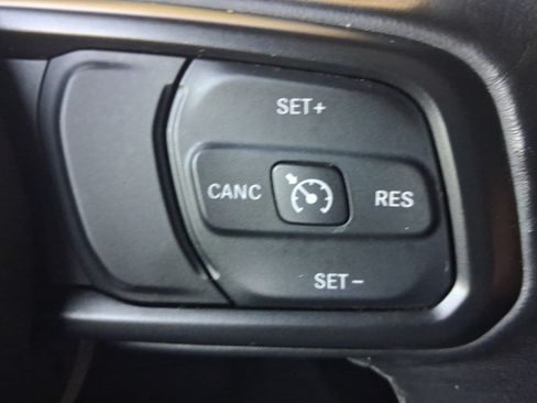Used 2021 Jeep Gladiator Sport AWD/4WD image 22