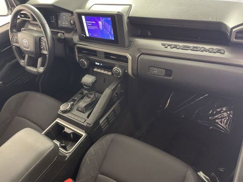 Used 2025 Toyota Tacoma SR5 image 24