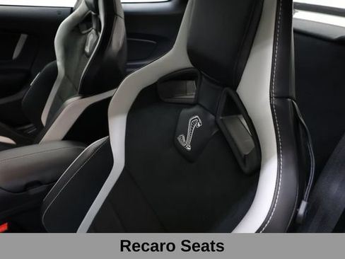 Used 2020 Ford Mustang Shelby GT500 w/ Carbon Fiber Track Pack RWD image 20