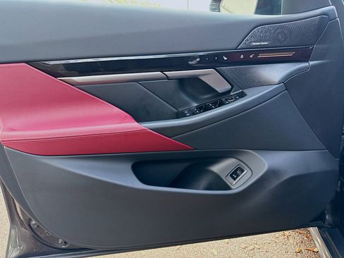 Used 2026 BMW 530i image 22