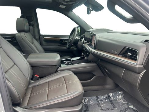 Used 2026 Chevrolet Tahoe High Country image 16