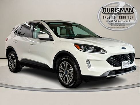 Used 2022 Ford Escape SEL image 1