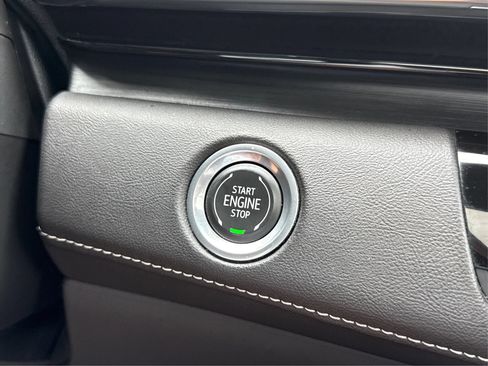 Used 2022 Cadillac Escalade ESV Premium Luxury AWD/4WD image 35