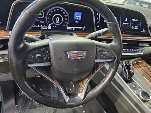 Used 2021 Cadillac Escalade ESV Premium Luxury AWD/4WD image 19