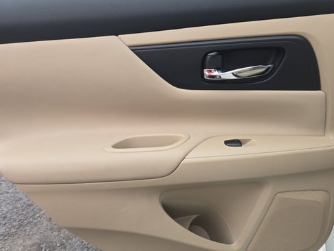 Used 2017 Nissan Altima 2.5 S w/ Power Driver Seat Package image 26