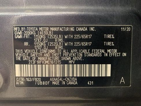 Used 2021 Toyota RAV4 LE image 30